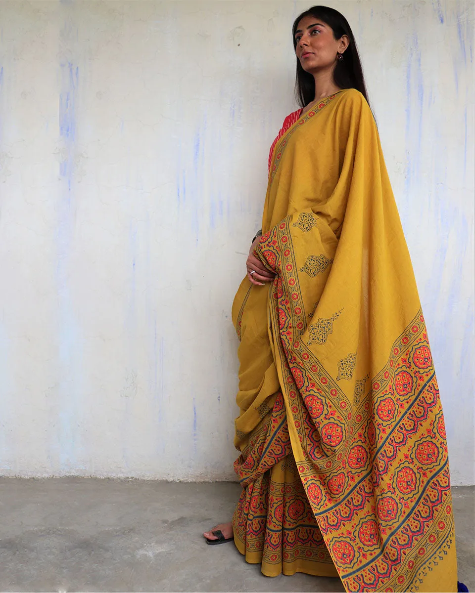Ahana Handprinted Cotton Saree - Ajooni