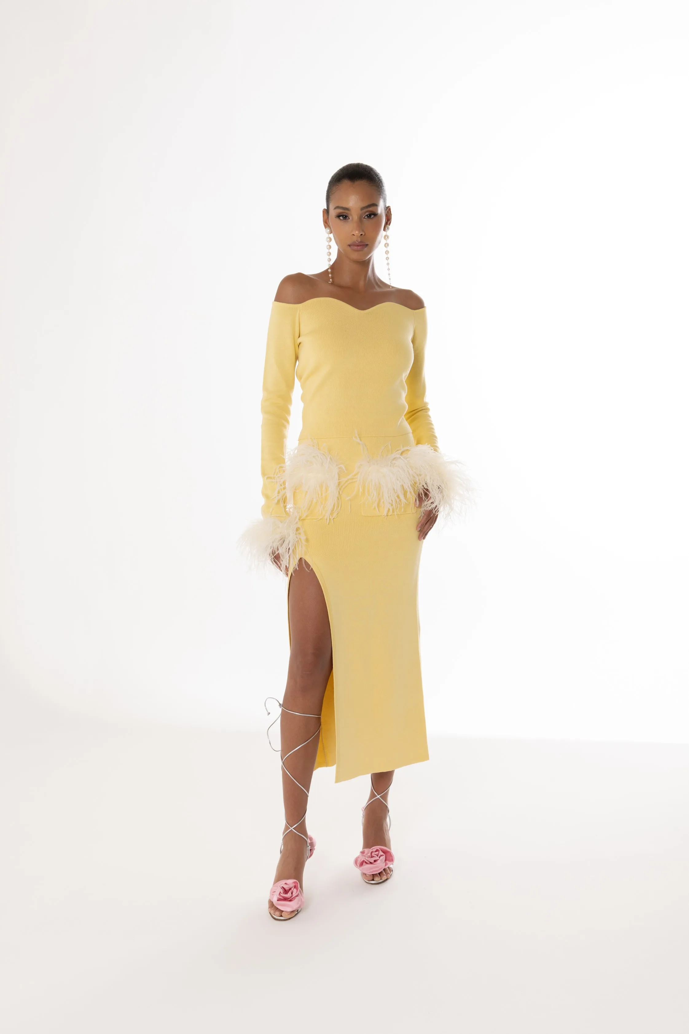 Butter Yellow Vanilla Knit Skirt With Feathers