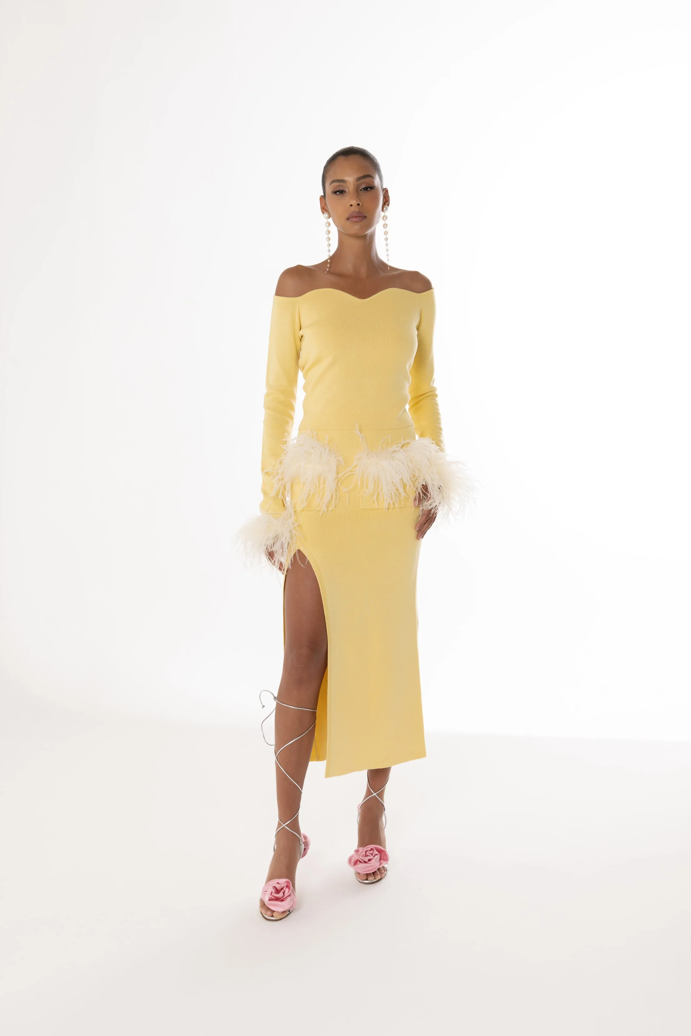 Butter Yellow Vanilla Knit Skirt With Feathers