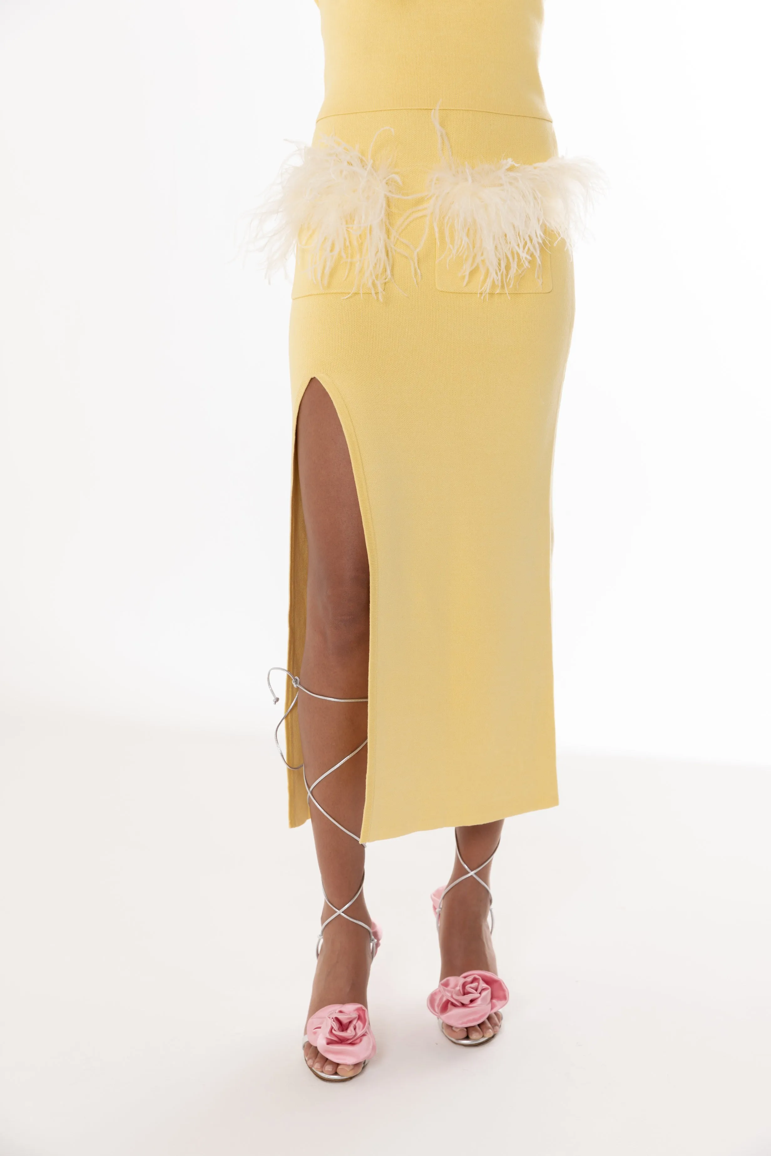 Butter Yellow Vanilla Knit Skirt With Feathers