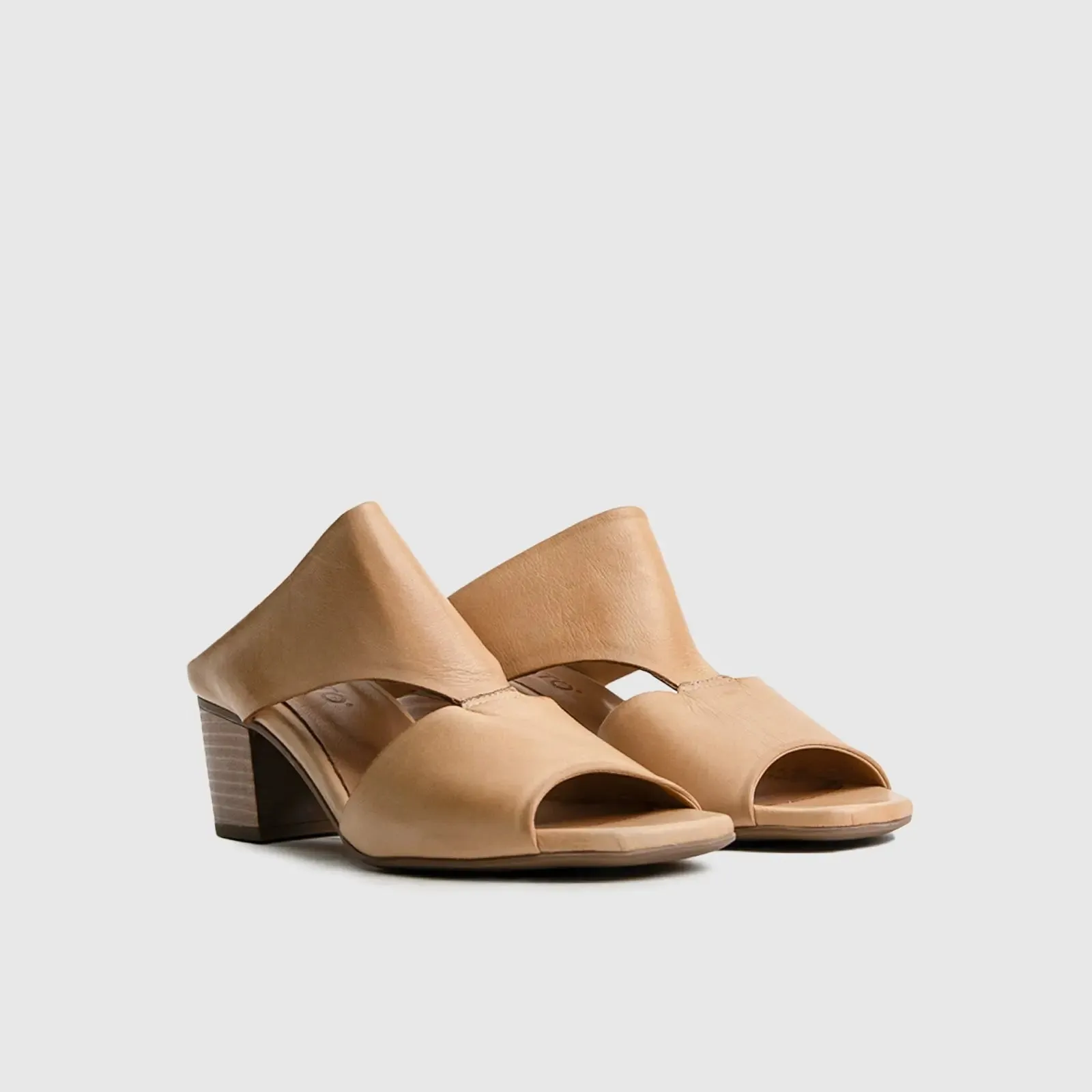 Comfort Block Heel Sandal 8333