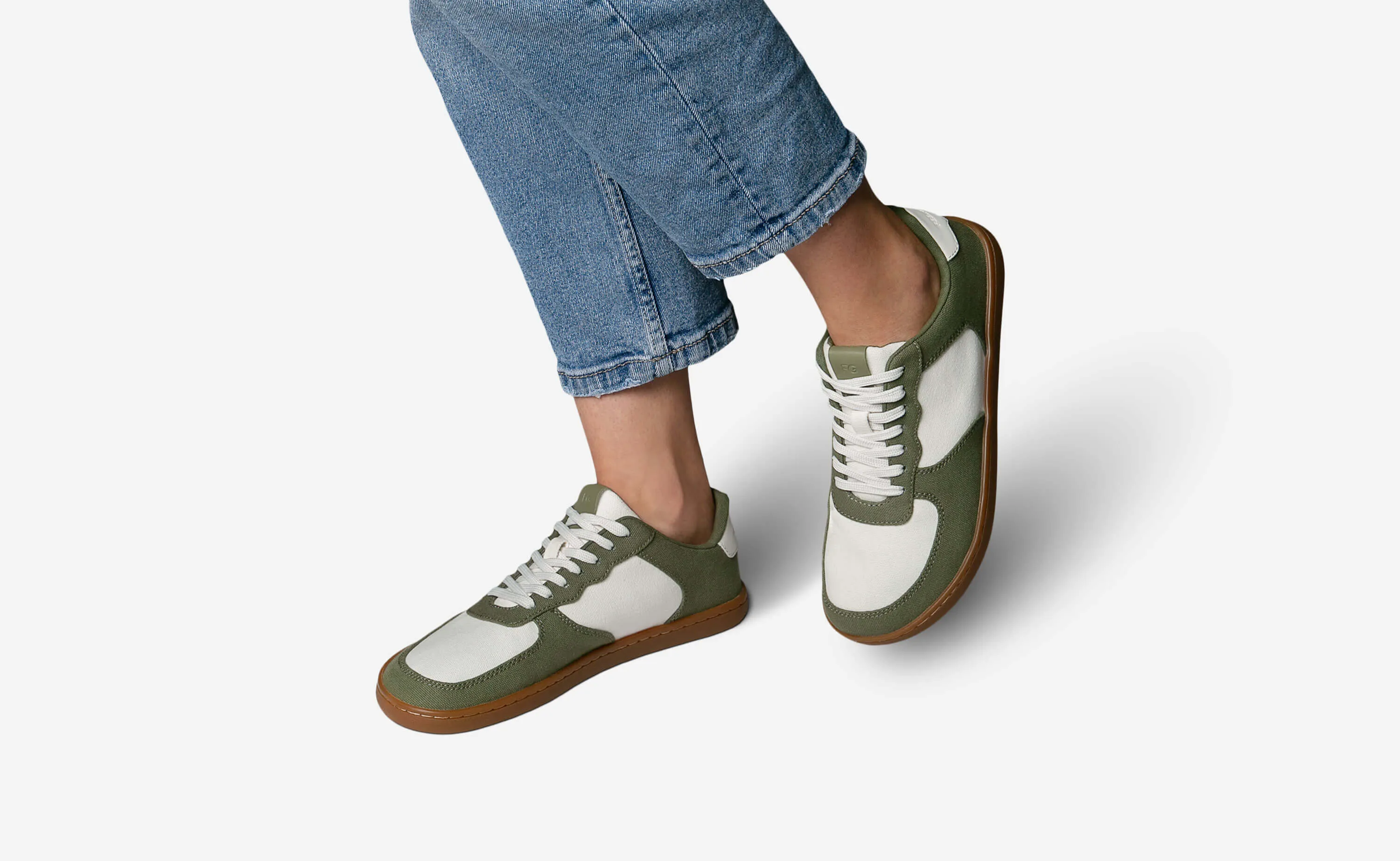 Courtside Canvas - Retro Moss