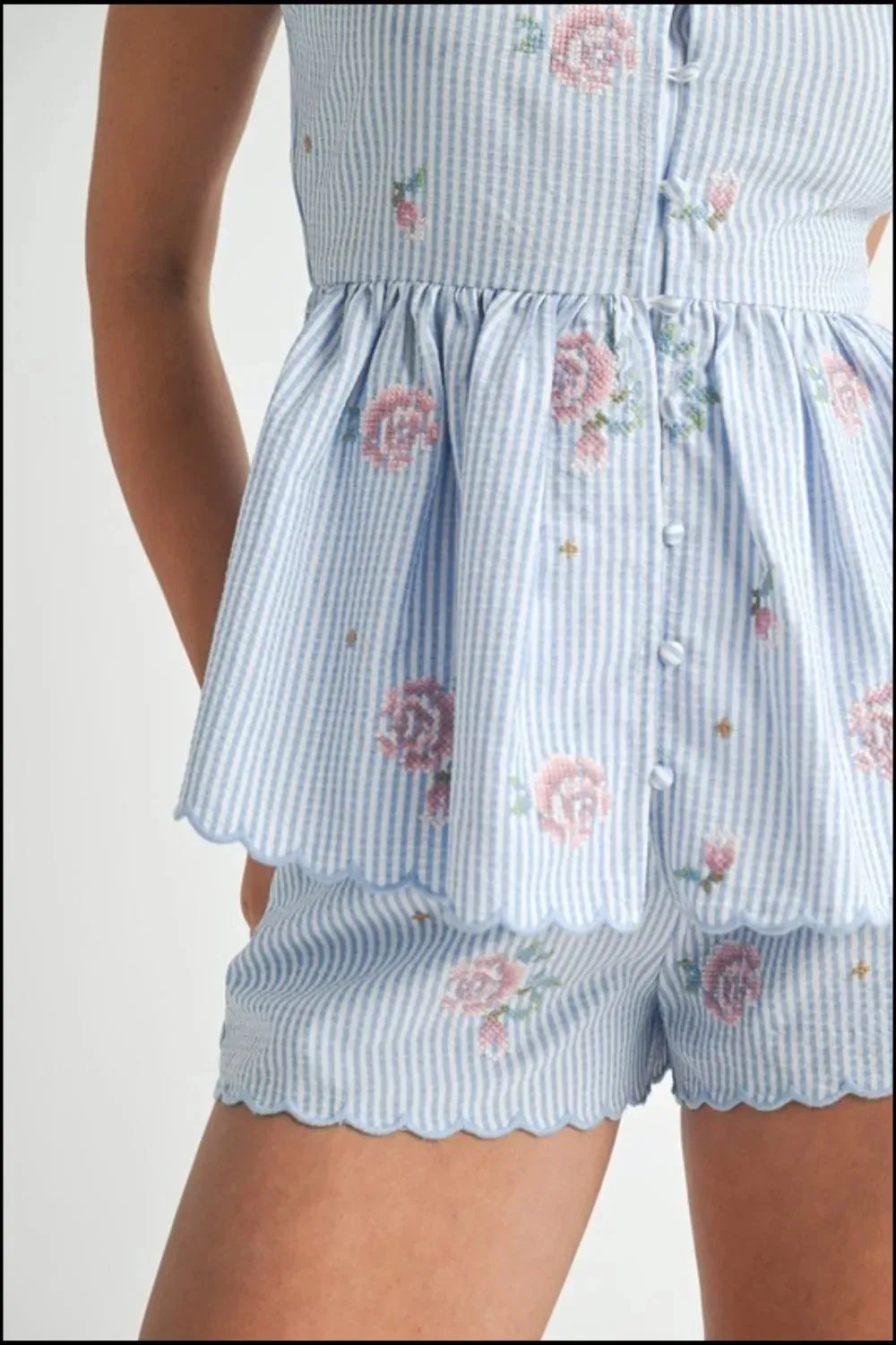 EVIE EMBROIDERED SET