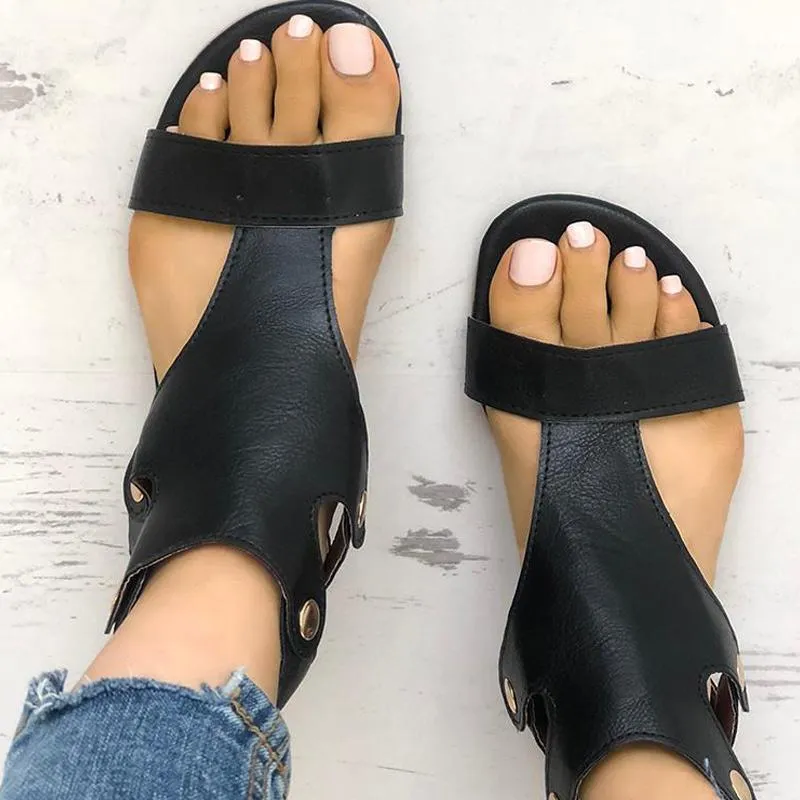 Fashion Cutout Buckle Metal Flat Sandals