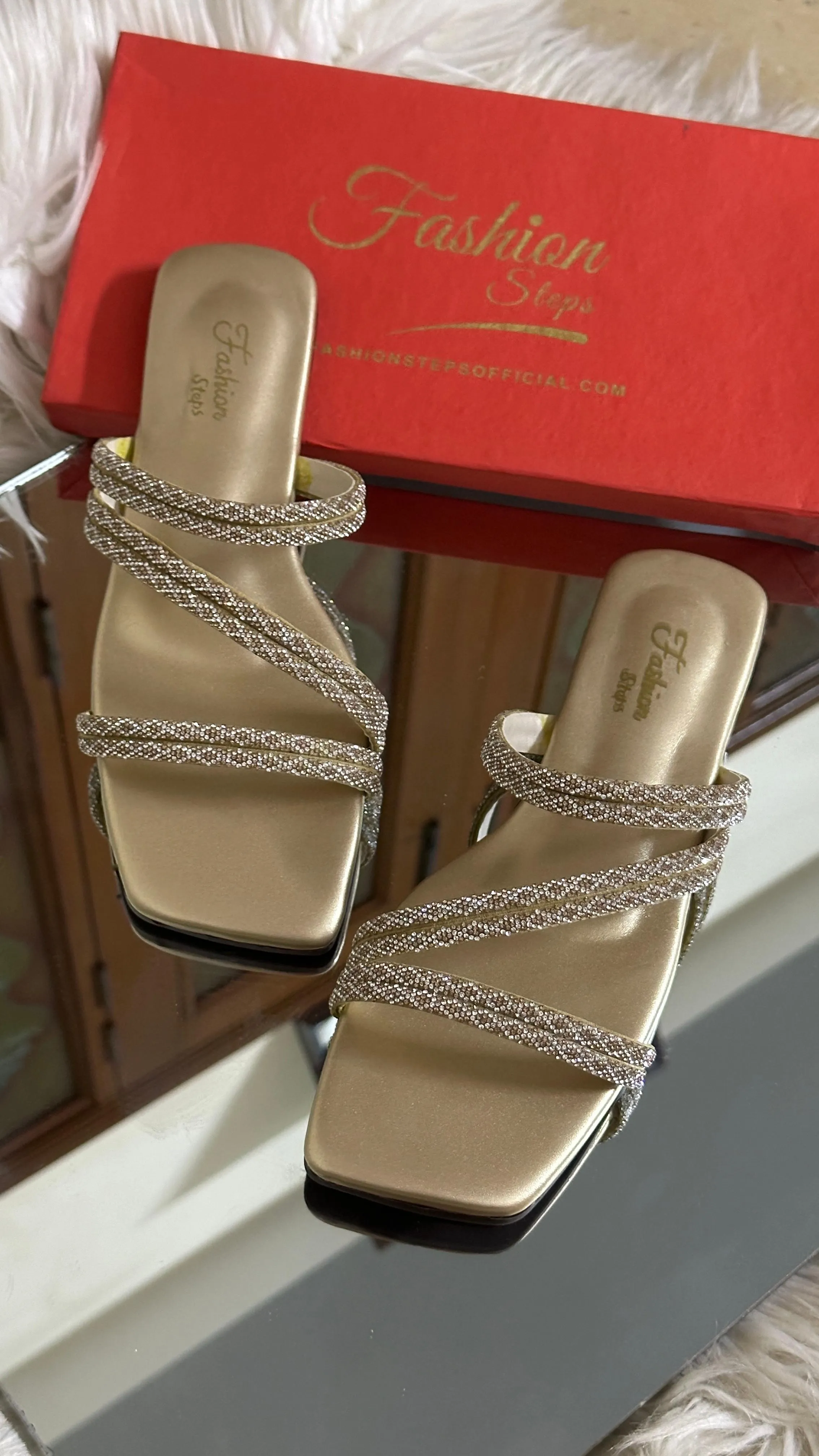 Fashion Straps Flat