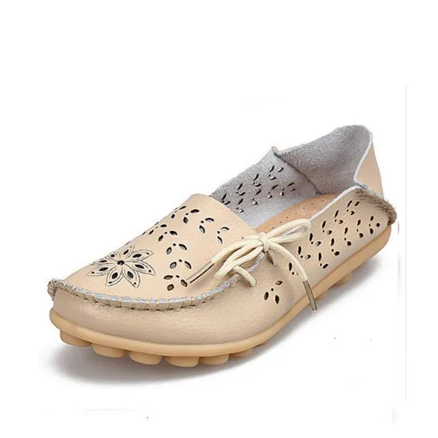 Genuine Leather Flat Shoes women Gommino Moccasin Loafers