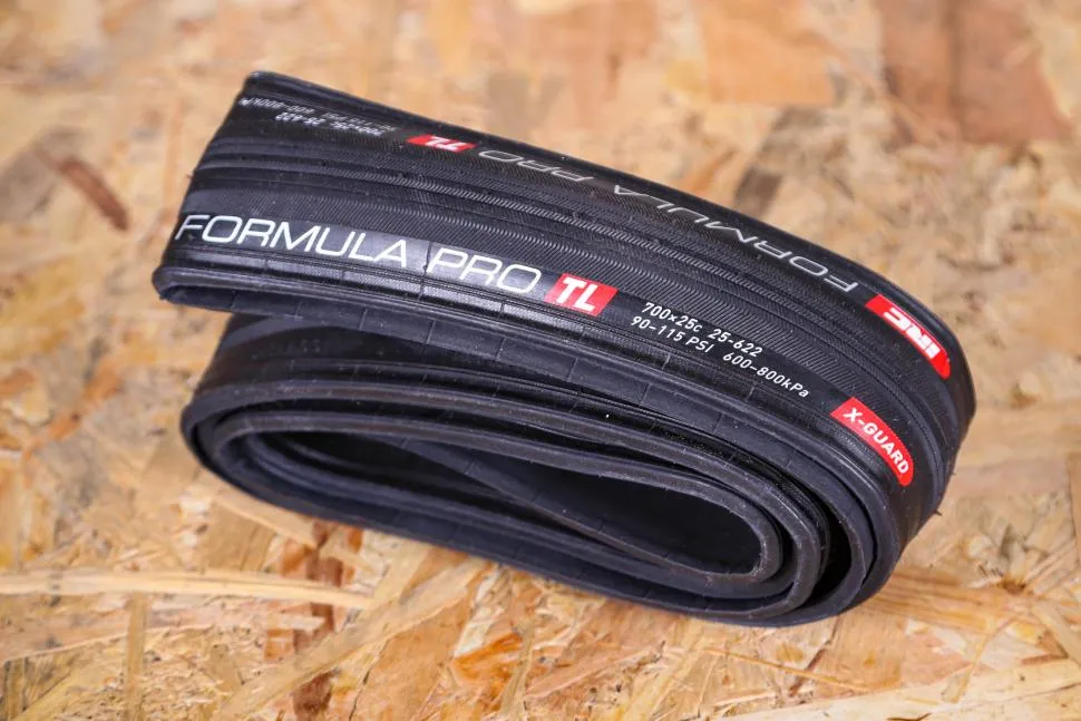IRC FORMULA PRO TL X-GUARD Hooked Folding Tyre