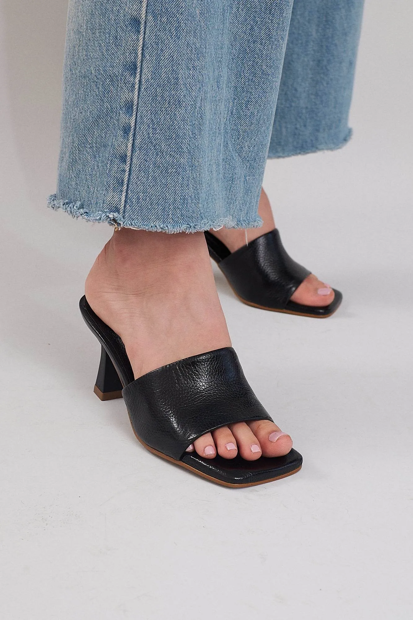 L.A. Heels - Black