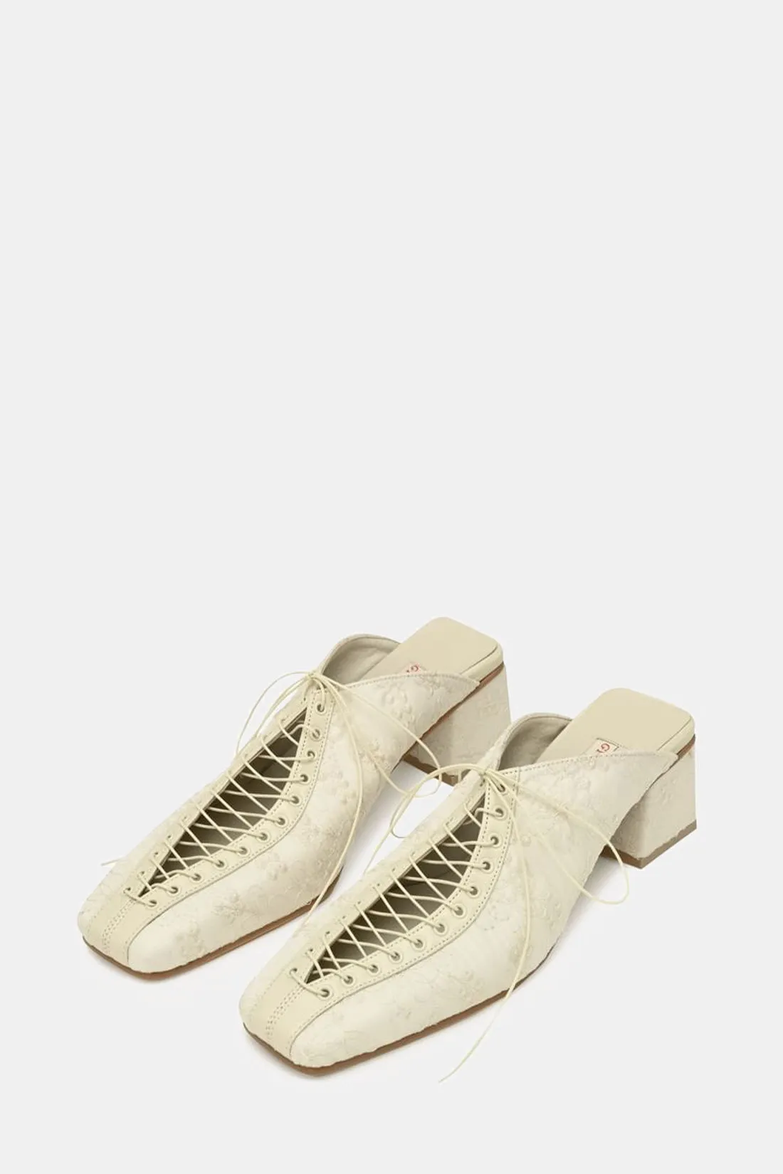 Lace Mules in Cream