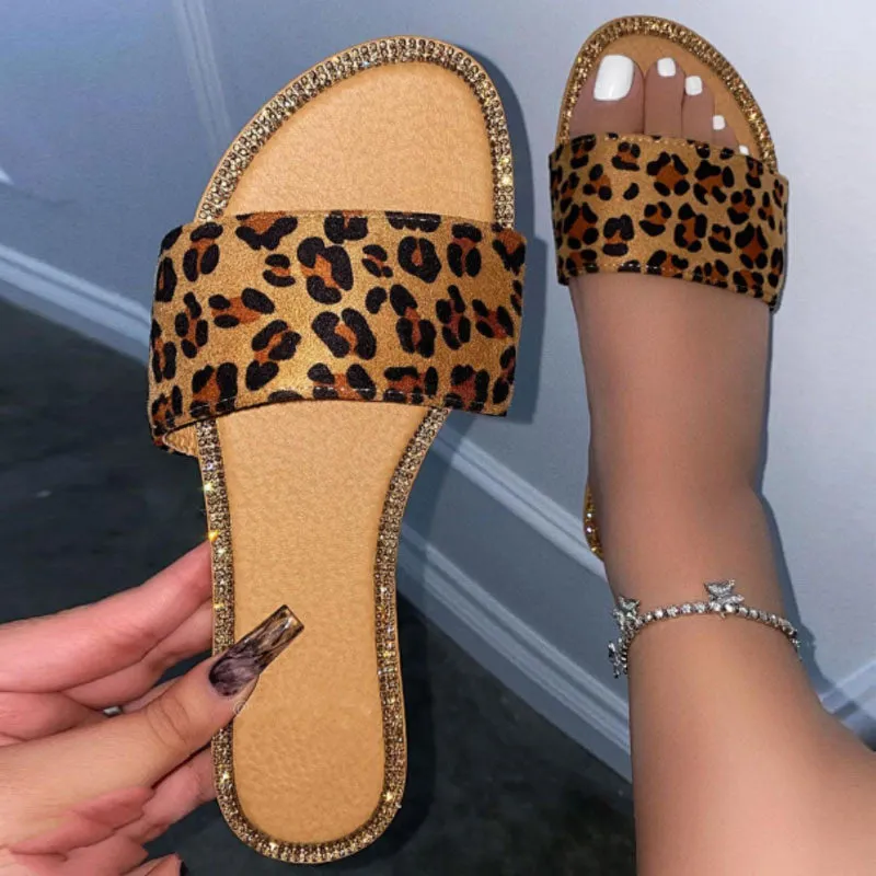 Leopard Pattern Rhinestone Flat Sandals