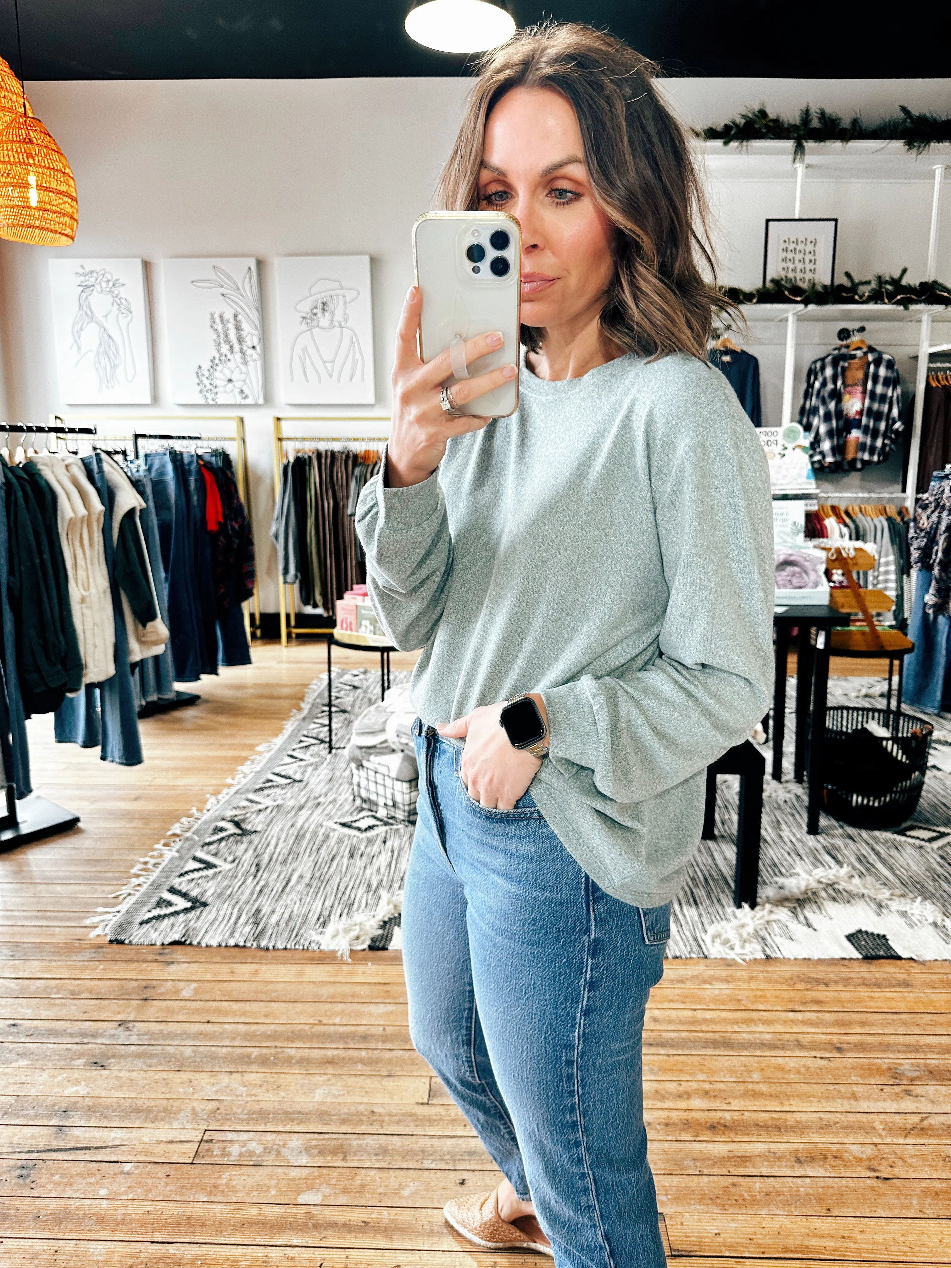 Leslie Basic Top- 5 Colors