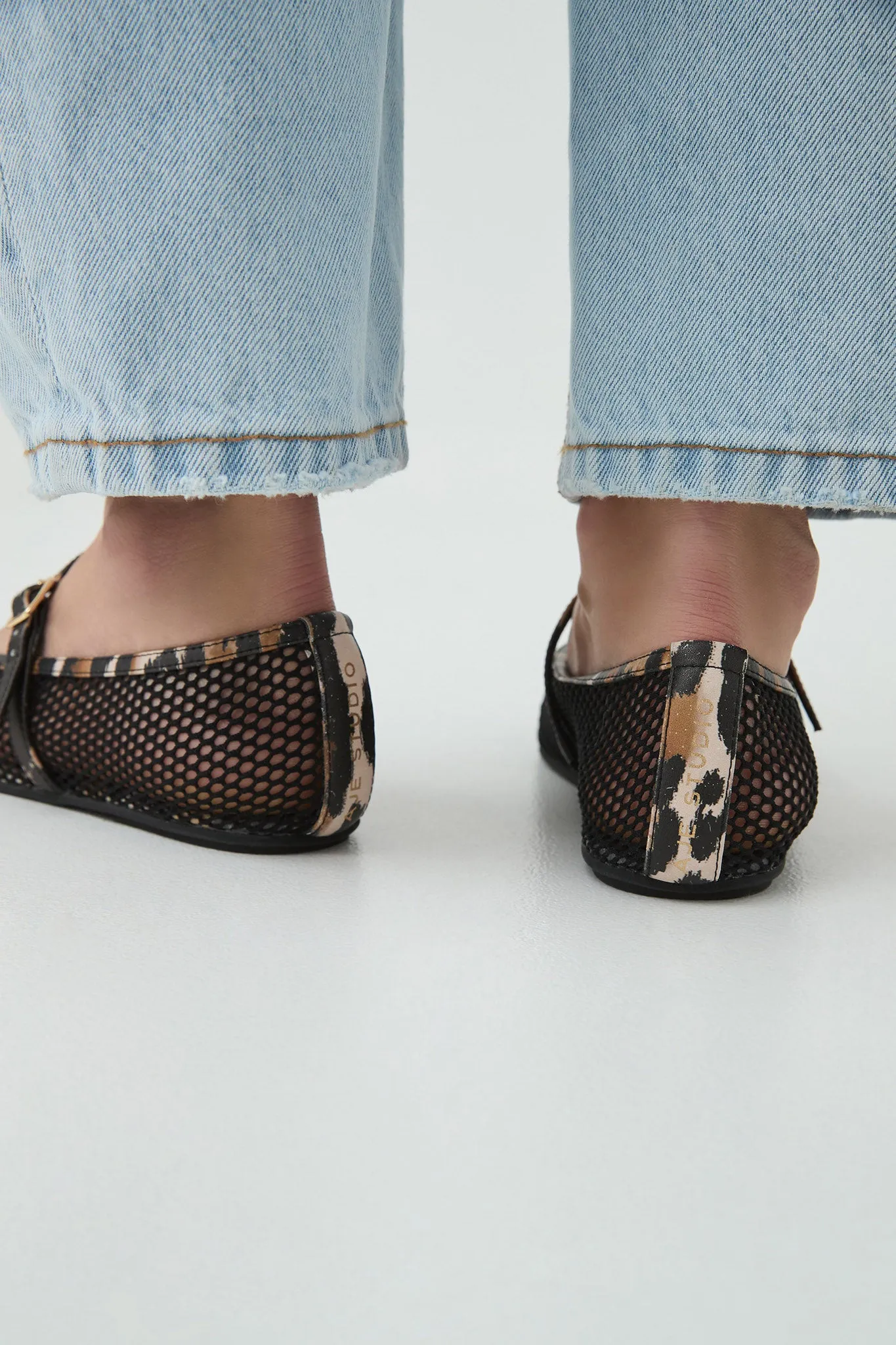 Mesh Flat