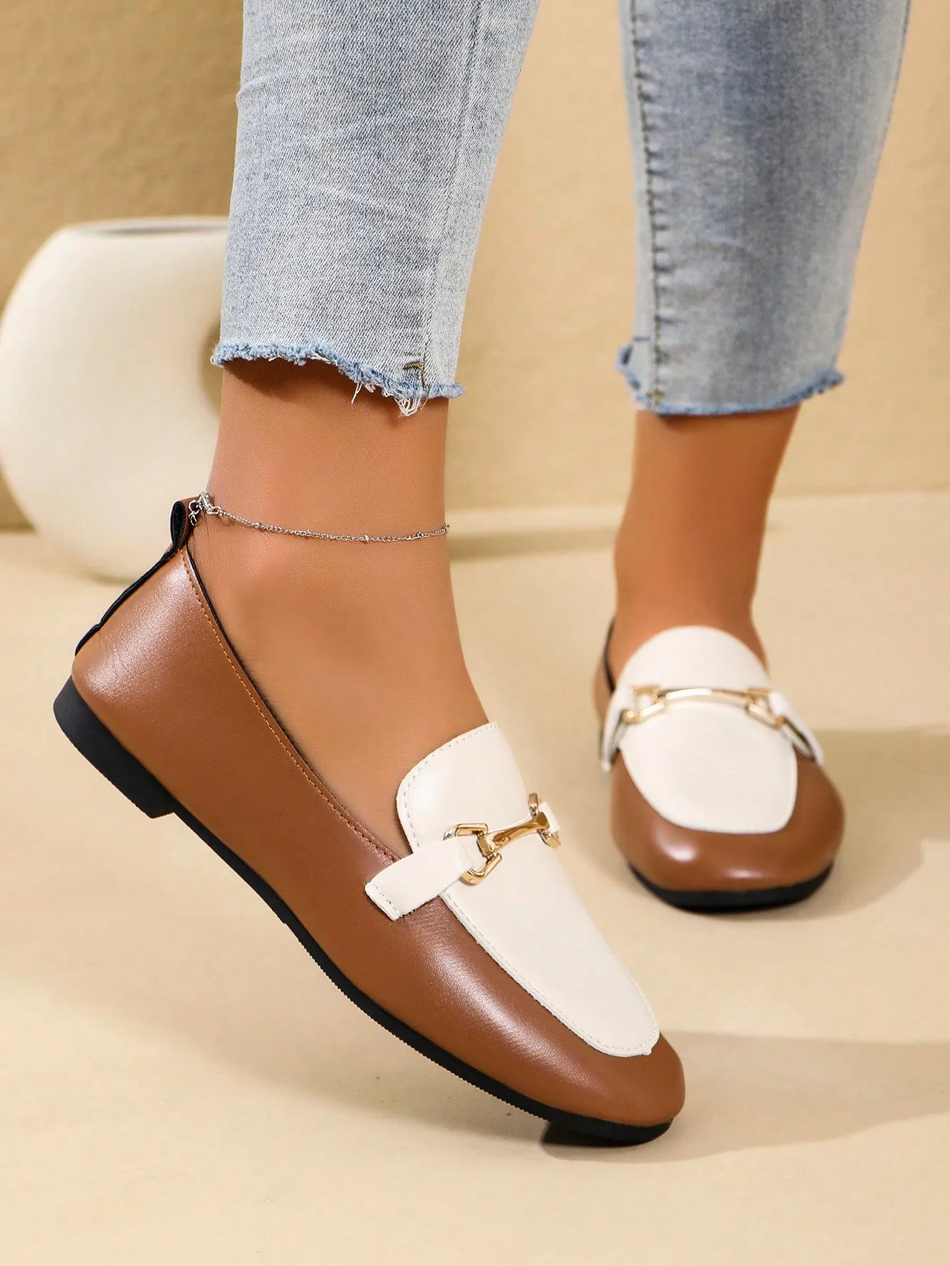 Metallic Buckle Casual Shallow-Mouth Flats