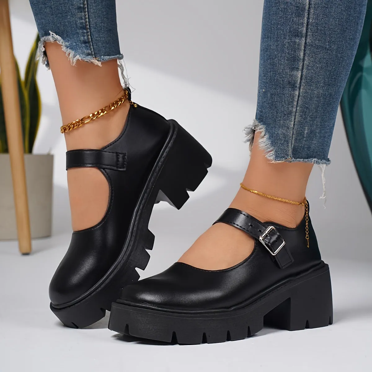 Minimalist Black Mary Jane Flats – Classic Round Toe Slip-On Shoes