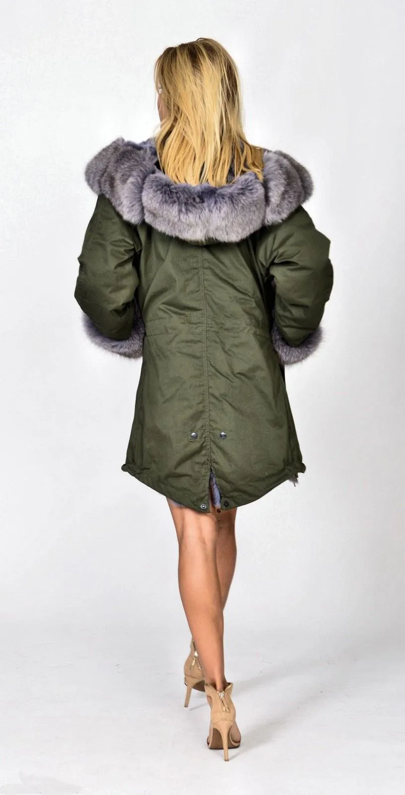 New Arrival Army Green Jacket with Loose Hooded Grey Faux Fur
