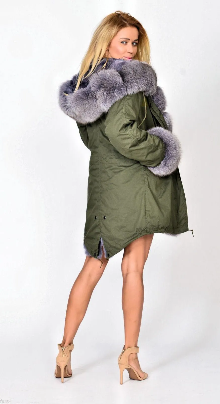 New Arrival Army Green Jacket with Loose Hooded Grey Faux Fur