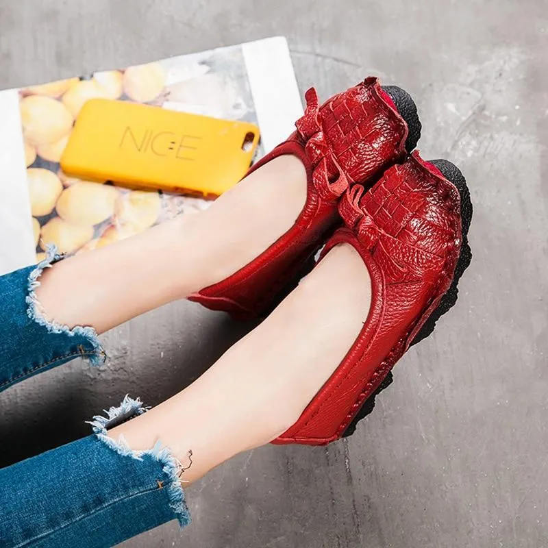 New Women Flats Genuine Leather Shoes Women Casual Shoes Retro Flower Flat Women Shoes
