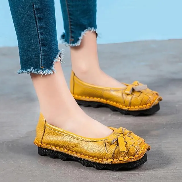 New Women Flats Genuine Leather Shoes Women Casual Shoes Retro Flower Flat Women Shoes