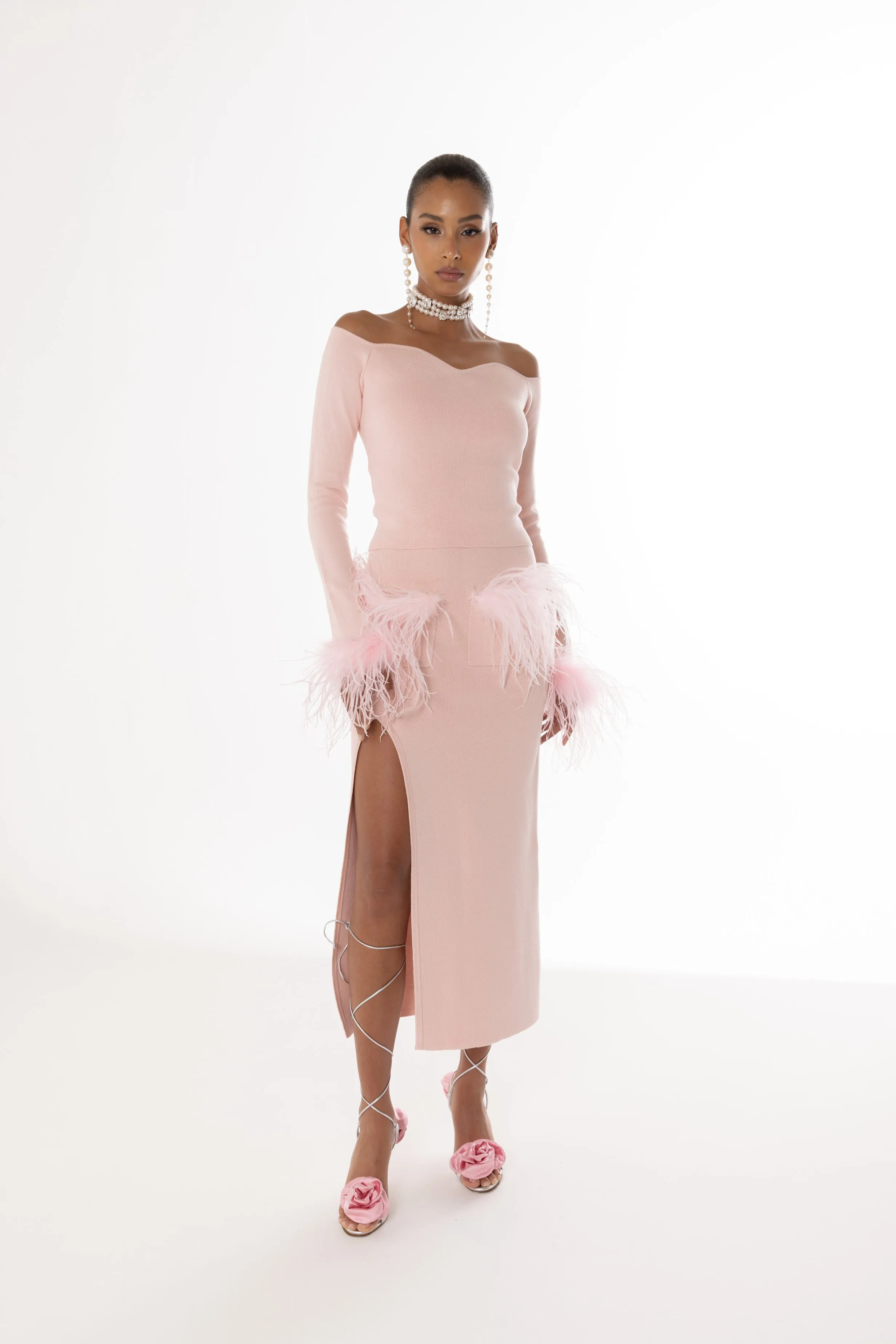 Powder Pink Vanilla Knit Skirt With Feathers