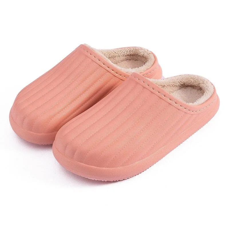 PREMIUM NON-SLIP AND WATERPROOF SLIPPERS