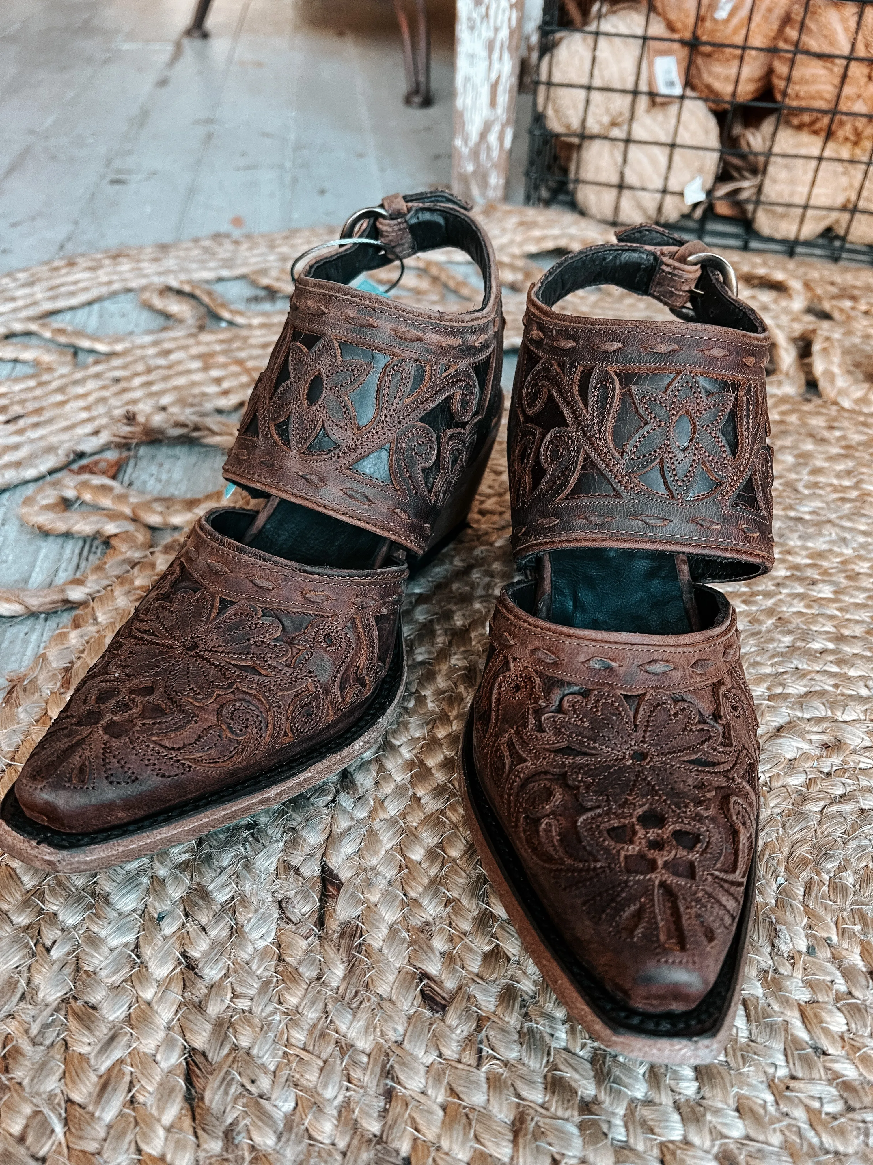 Robin Mules- Burnt Caramel