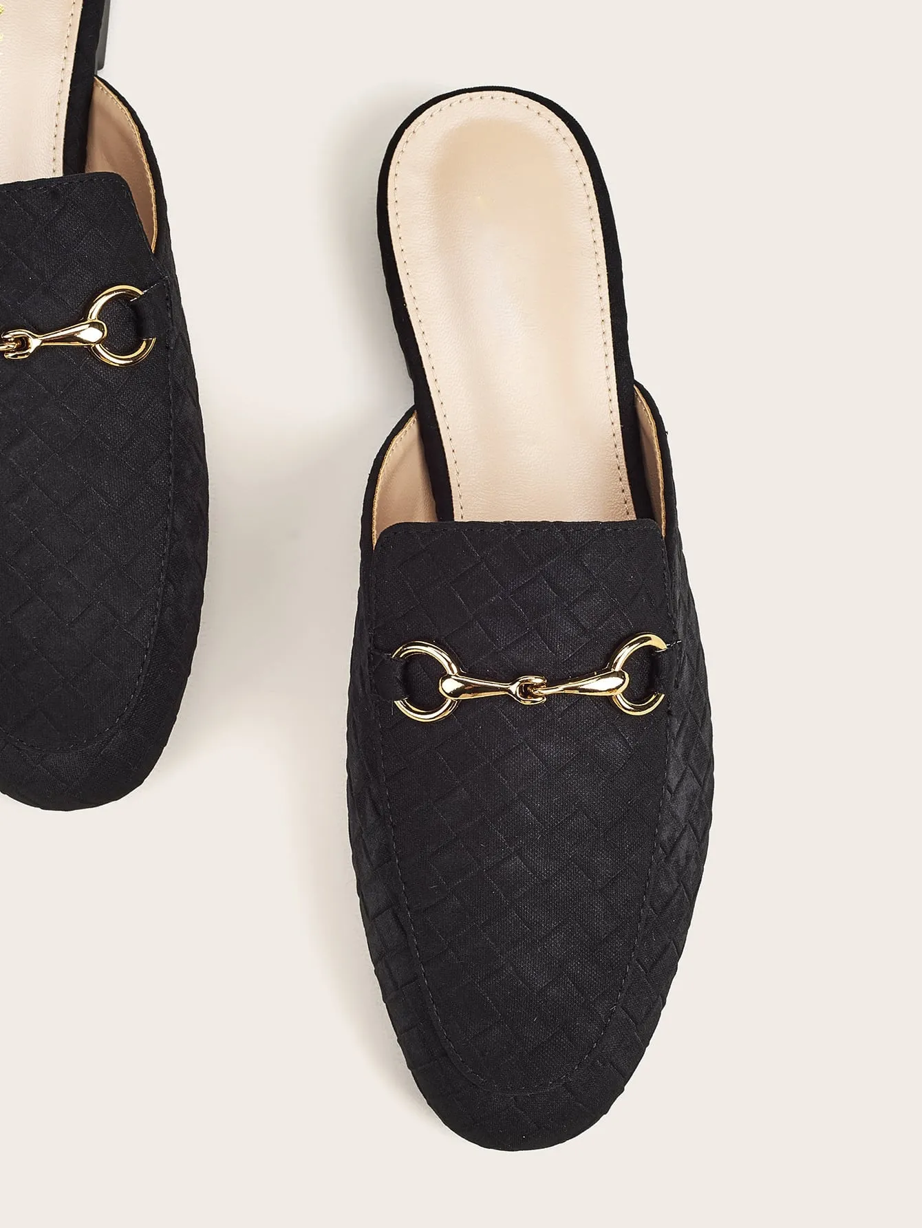 Snaffle Decor Woven Pattern Loafer Mules - Black