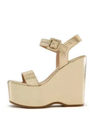 TATTY GOLD SANDALS 9-10