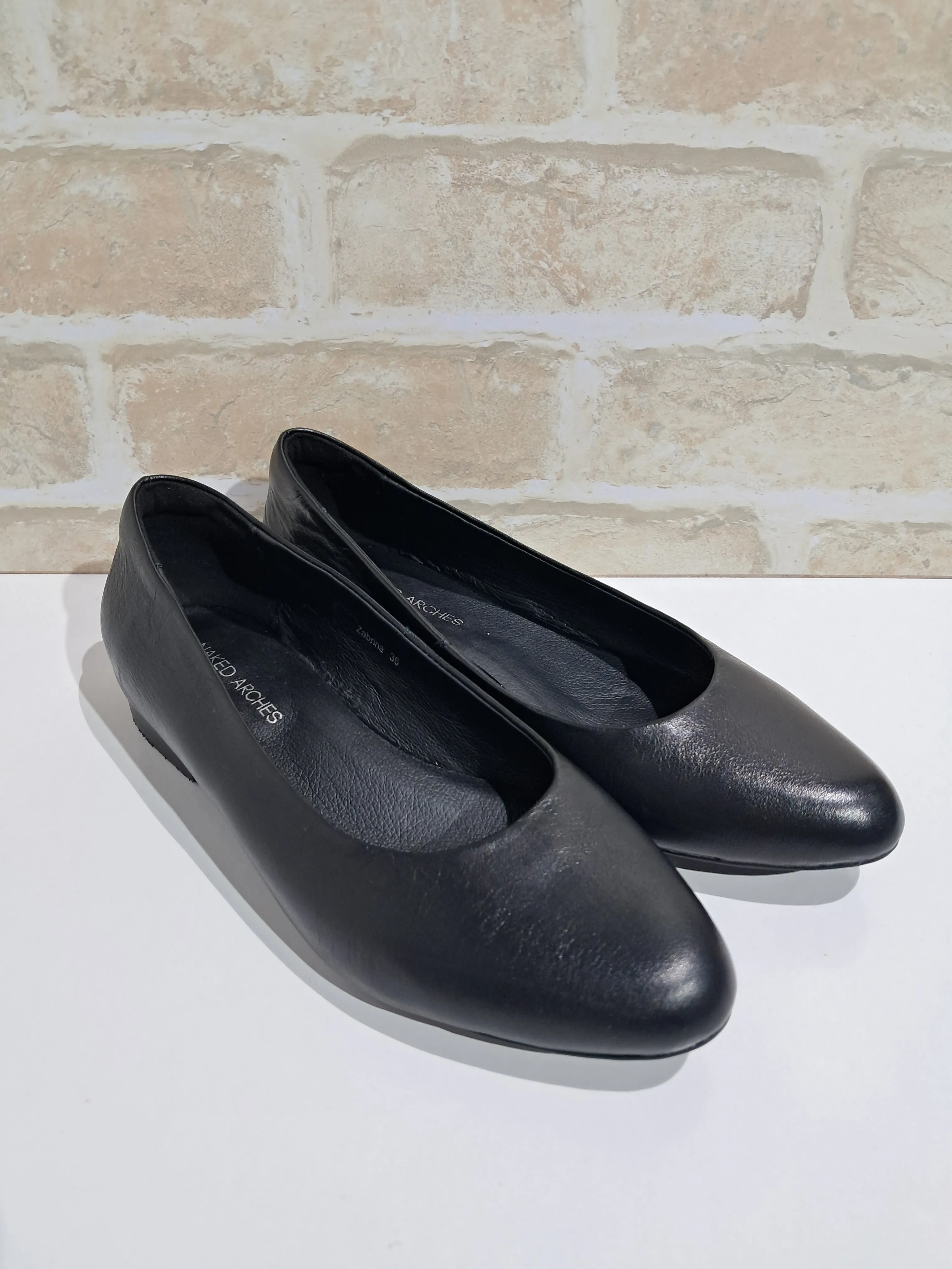 Zabrina Black by Naked Arches
