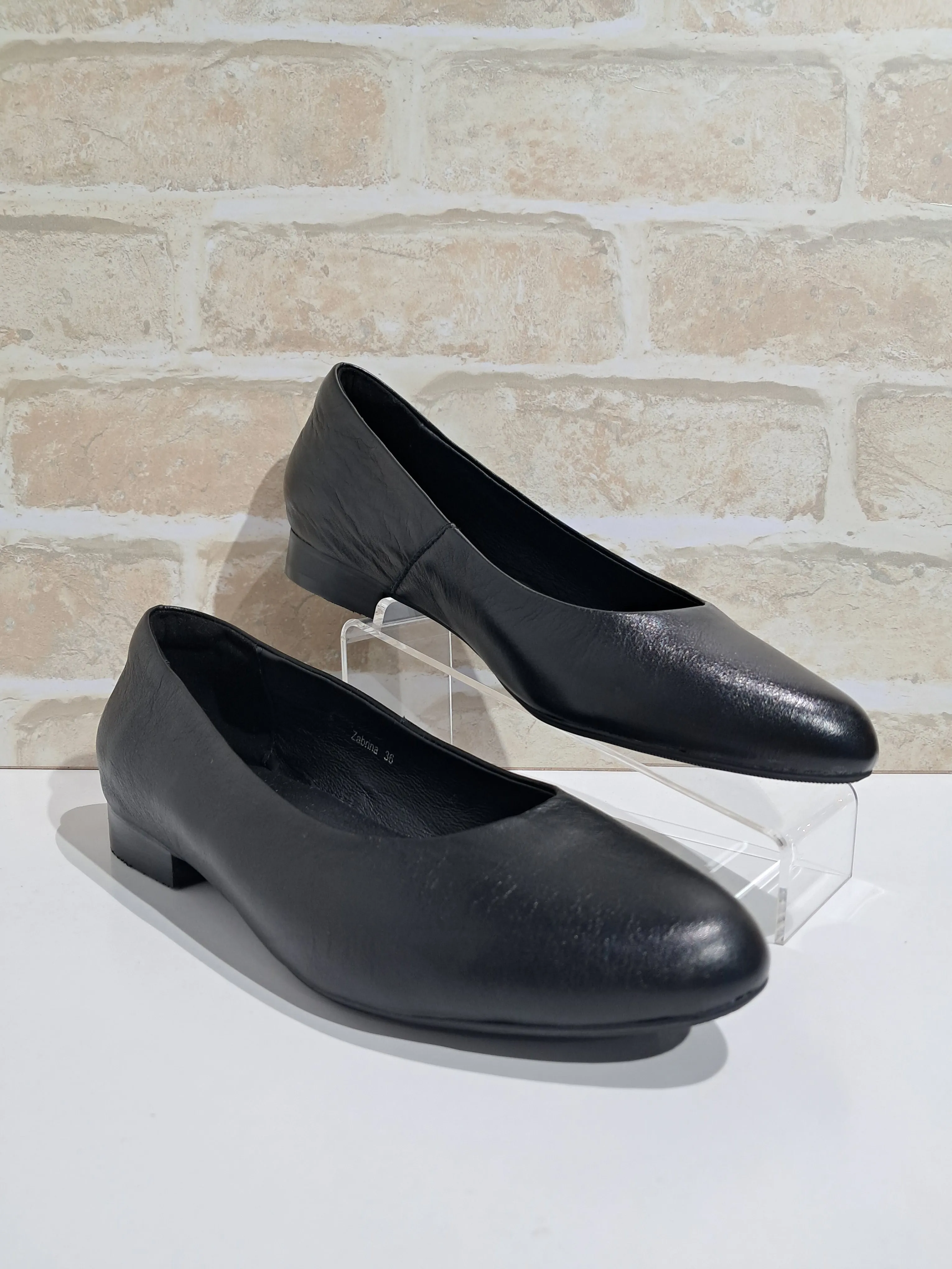 Zabrina Black by Naked Arches